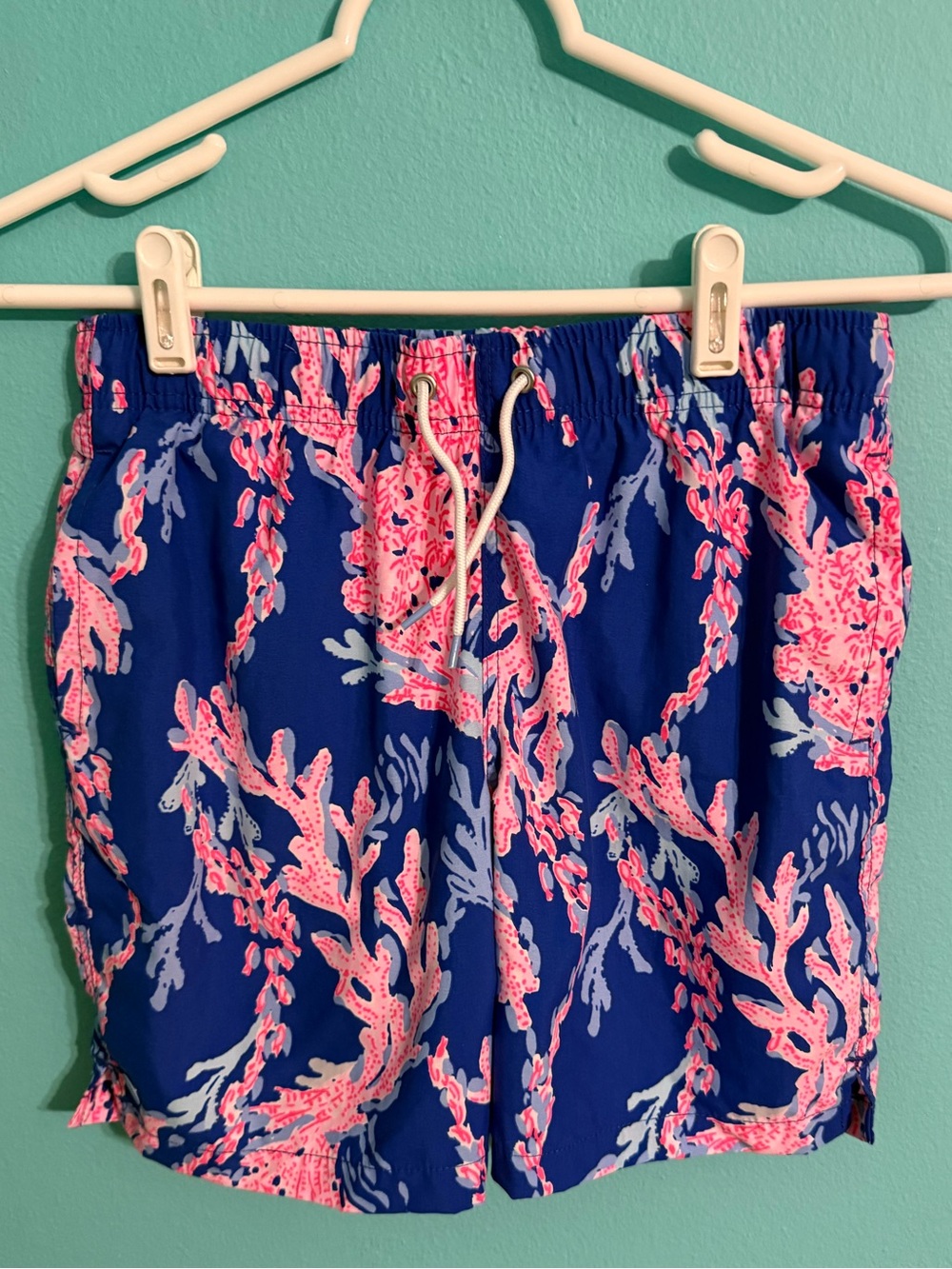#418 EUC Boys Lilly Pulitzer U see Water Pattern Swim Trunks Size XL (12-14)